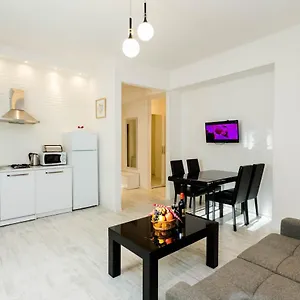 Luxury In The City Centre Апартаменты
